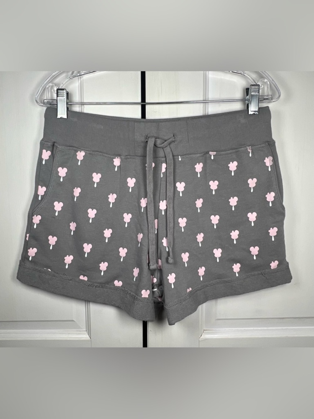 Disney Mickey’s Premium Ice Cream Bar Gray Shorts Never Worn Size Medium